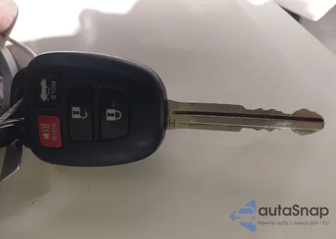 2018 Toyota Corolla Se z USA, uszkodzony, nr VIN 5YFBURHE0JP833872